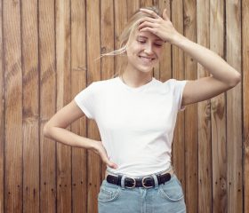 洋服に透けないブラの特徴とは？おすすめのカラーやインナーの透け対策をご紹介！